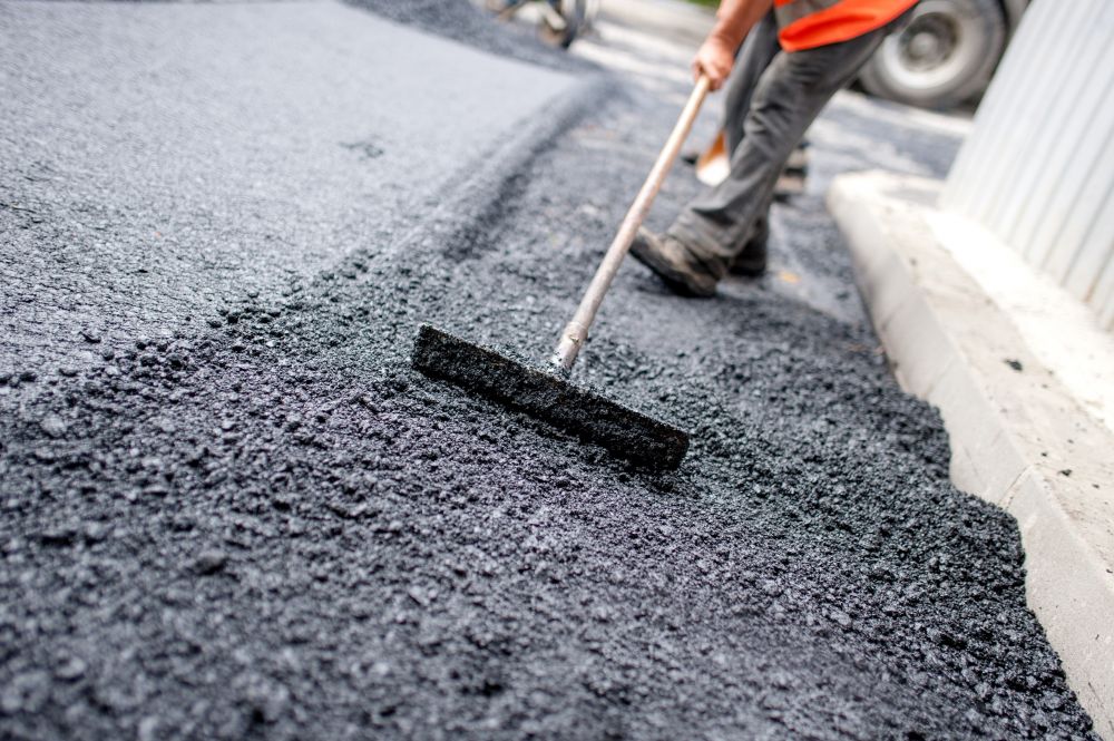Asphalt Driveway Ramp Installation - Asphalt Driveway Ramp Installation Branson, Missouri